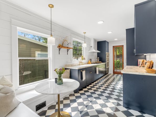 405 Pecore Street, Houston TX 77009