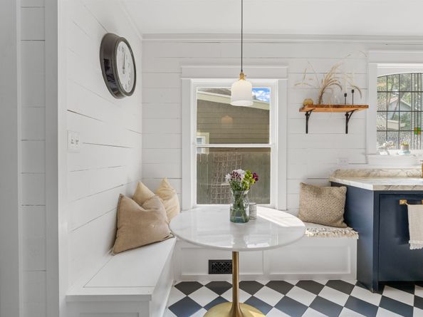 405 Pecore Street, Houston TX 77009