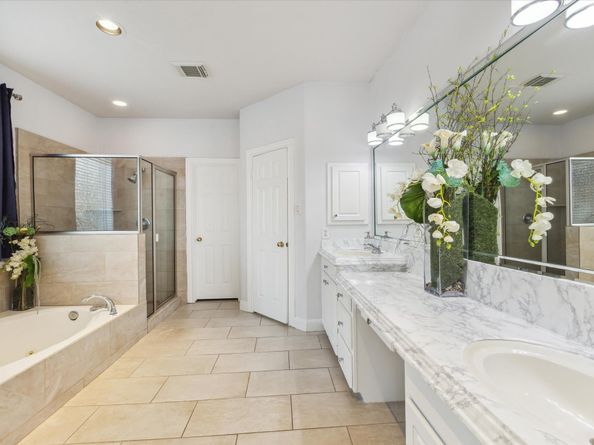 310 Brook Forest Trail, Sugar Land TX 77478