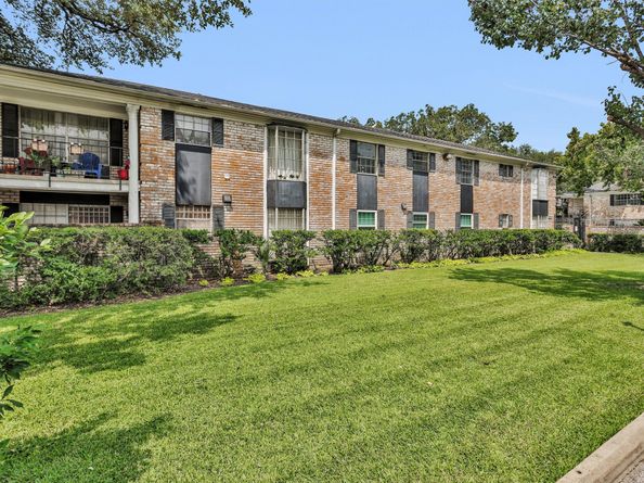 7900 Westheimer Road 122, Houston TX 77063