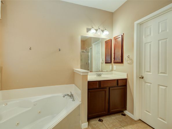 14322 Stonebury Trail Lane, Houston TX 77044