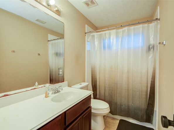 14322 Stonebury Trail Lane, Houston TX 77044
