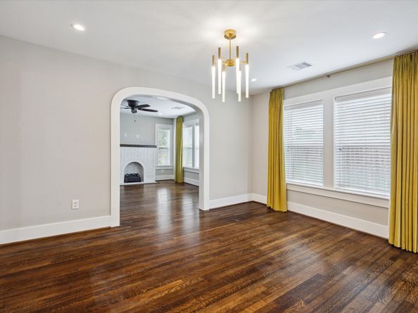 5001 Farmer Street, Houston TX 77020