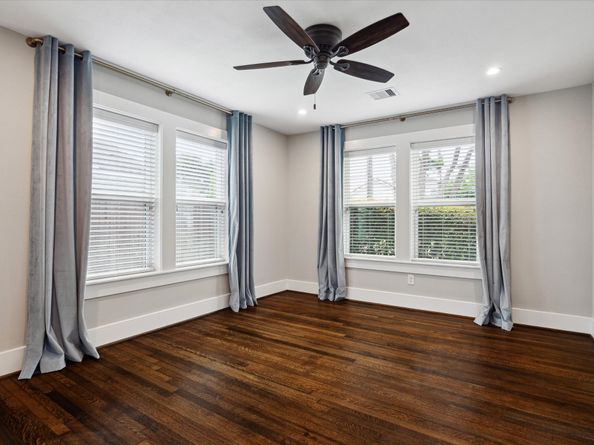 5001 Farmer Street, Houston TX 77020