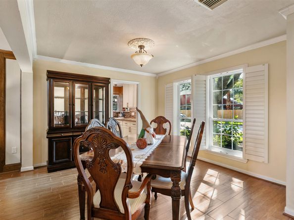 2206 Hickory Lawn Drive, Houston TX 77077