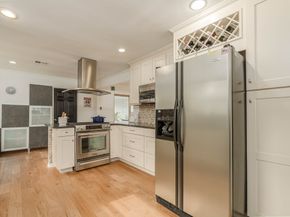 6518 Kury Lane, Houston TX 77008