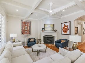 52 Briar Hollow Lane E, Houston TX 77027
