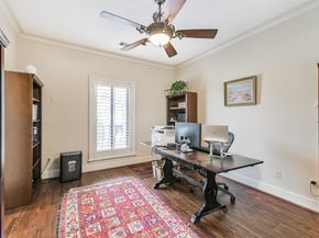 52 Briar Hollow Lane E, Houston TX 77027