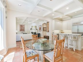 52 Briar Hollow Lane E, Houston TX 77027