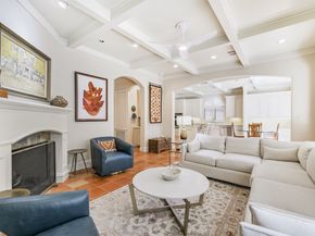 52 Briar Hollow Lane E, Houston TX 77027