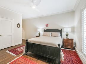 52 Briar Hollow Lane E, Houston TX 77027