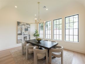 765 Sue Barnett Drive, Houston TX 77018