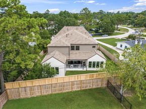 765 Sue Barnett Drive, Houston TX 77018