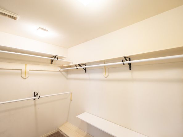 16039 Surrey Woods Drive, Friendswood TX 77546