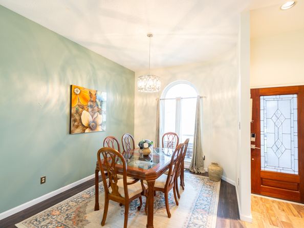 16039 Surrey Woods Drive, Friendswood TX 77546