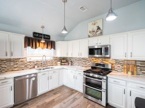 16039 Surrey Woods Drive, Friendswood TX 77546