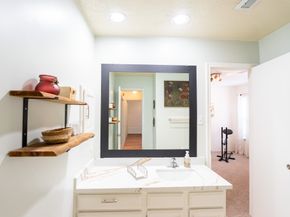 16039 Surrey Woods Drive, Friendswood TX 77546