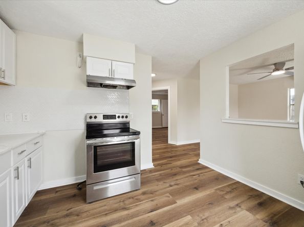 2802 Hardy Street, Houston TX 77009