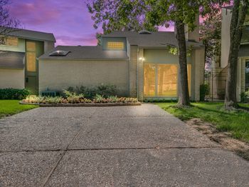 923 Cranberry Hill Court