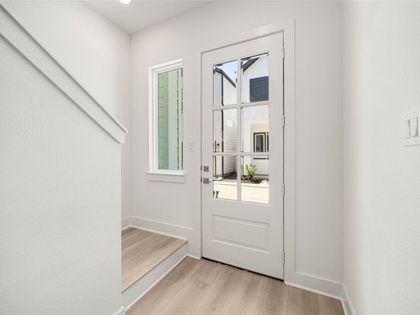 243 Rebecca Street E, Houston TX 77022