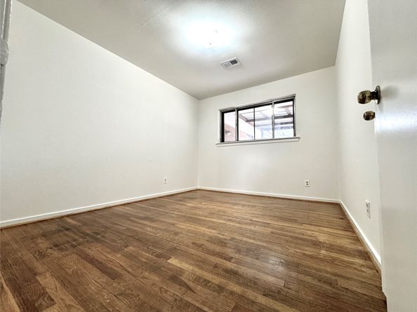 5510 Nina Lee Lane, Houston TX 77092