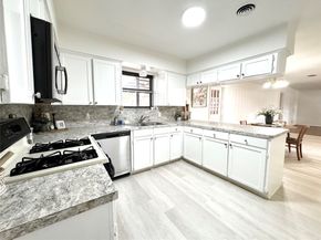 5510 Nina Lee Lane, Houston TX 77092