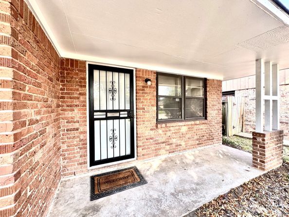 5510 Nina Lee Lane, Houston TX 77092