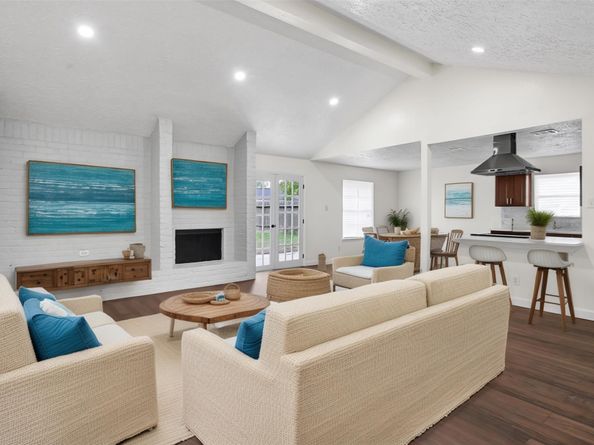 15907 Timber Valley Drive, Houston TX 77070