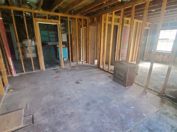 4821 Burma Road, Houston TX 77033