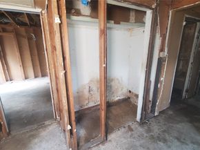 4821 Burma Road, Houston TX 77033