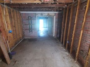 4821 Burma Road, Houston TX 77033