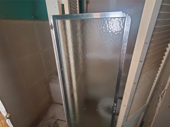 4821 Burma Road, Houston TX 77033