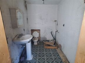 4821 Burma Road, Houston TX 77033