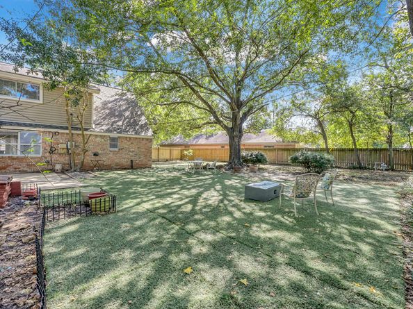 25427 Elm Creek Drive, Spring TX 77380