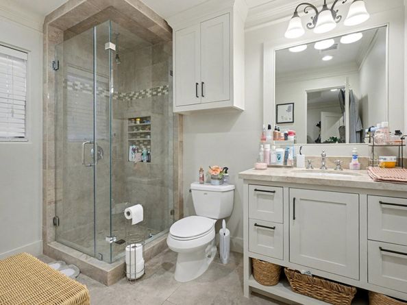 8515 Edgemoor Drive, Houston TX 77036