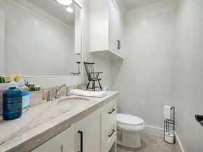 8515 Edgemoor Drive, Houston TX 77036