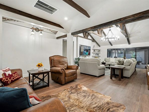 8515 Edgemoor Drive, Houston TX 77036