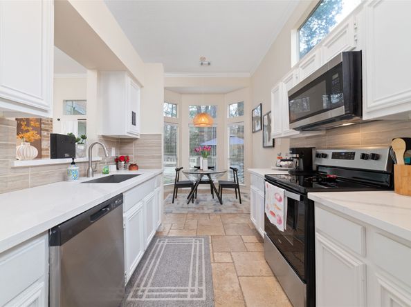 36 N Rain Forest Court, Spring TX 77380