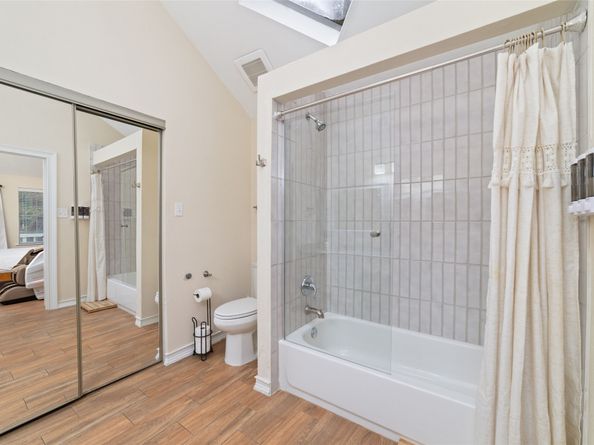 36 N Rain Forest Court, Spring TX 77380