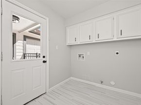 11506 Colonial Trail Drive, Houston TX 77066