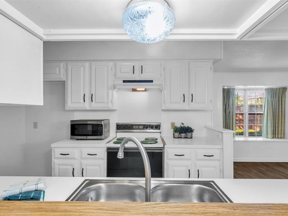 2970 Gessner Road, Houston TX 77080