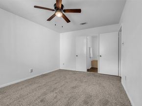 2970 Gessner Road, Houston TX 77080