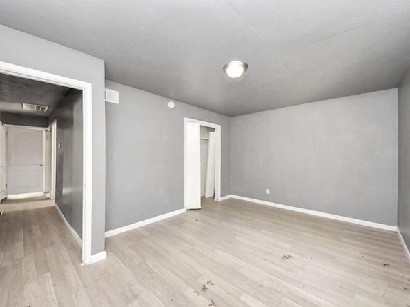 8838 Delilah Street, Houston TX 77033