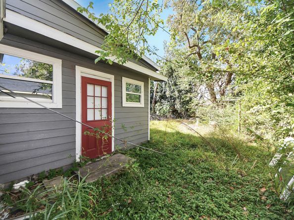 8838 Delilah Street, Houston TX 77033