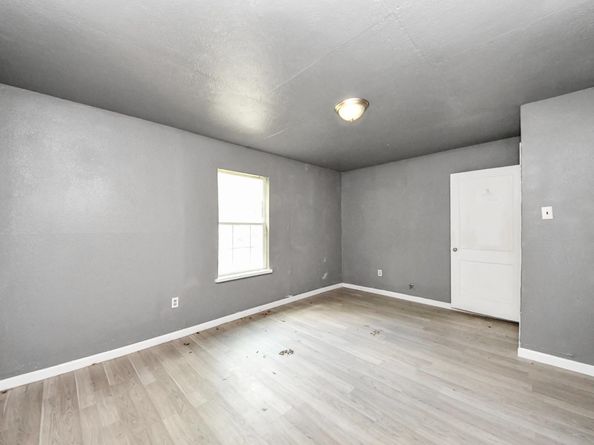 8838 Delilah Street, Houston TX 77033