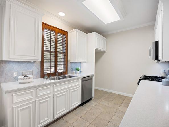 1606 Sutton Street, Houston TX 77006