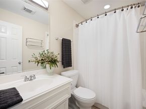 1606 Sutton Street, Houston TX 77006