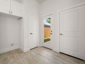 4110 Ward St, Houston TX 77021