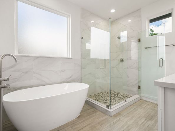 4110 Ward St, Houston TX 77021