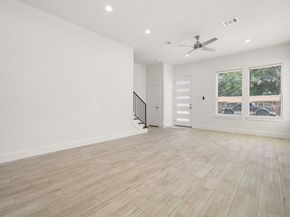 4110 Ward St, Houston TX 77021